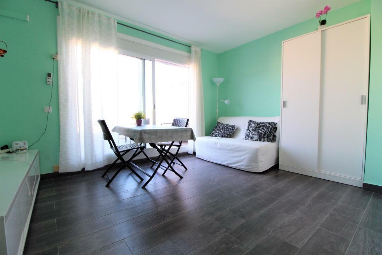 Calella Studio Exterior photo